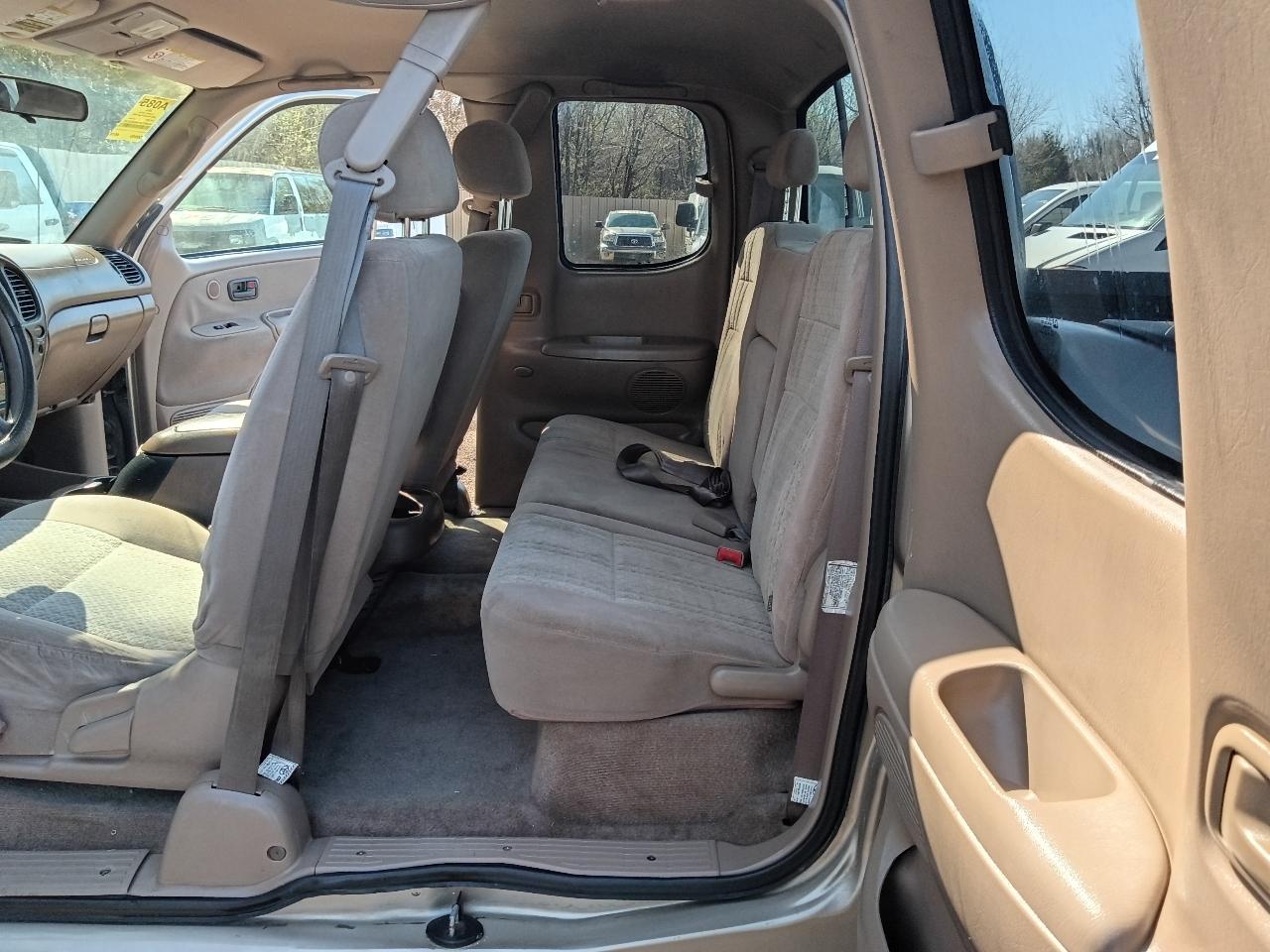 Toyota Tundra SR5 Access Cab 2WD 2004