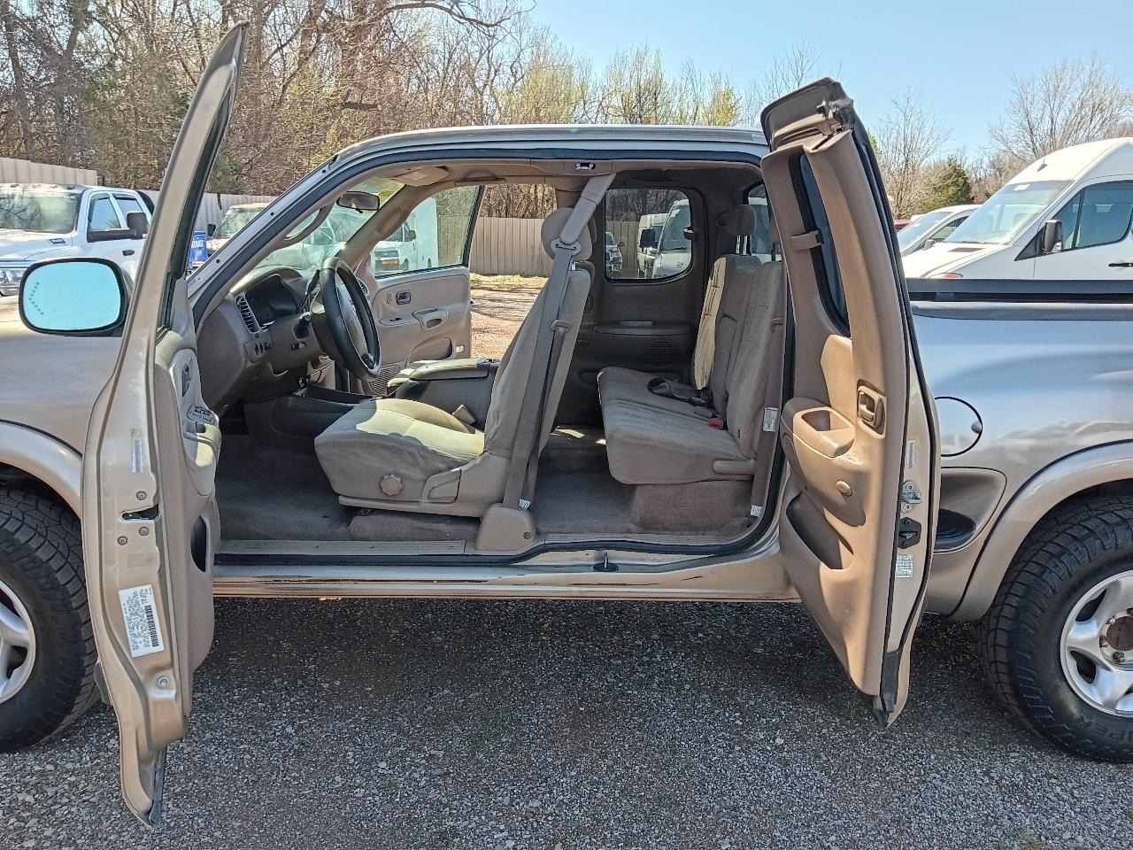 Toyota Tundra SR5 Access Cab 2WD 2004