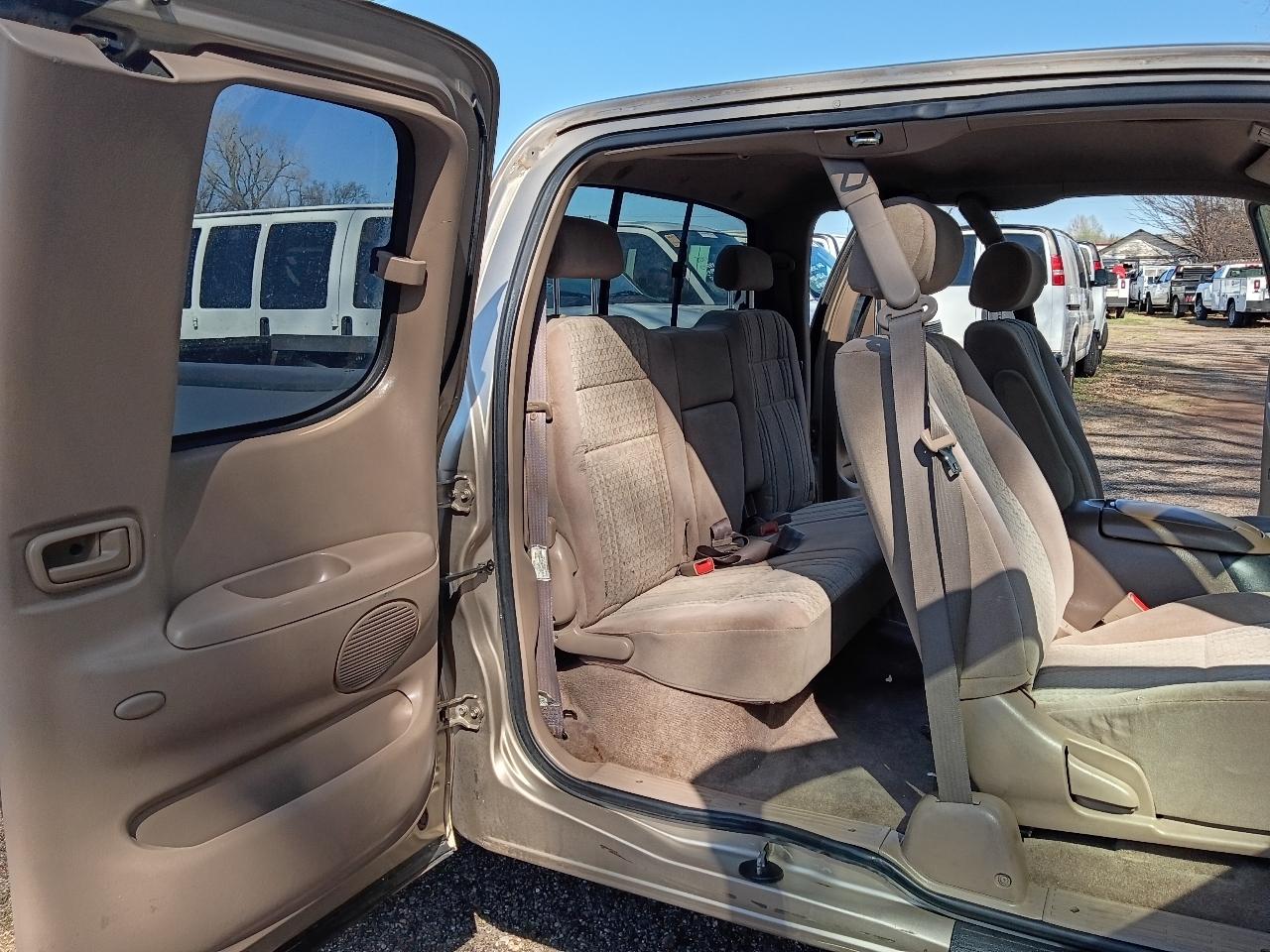 Toyota Tundra SR5 Access Cab 2WD 2004