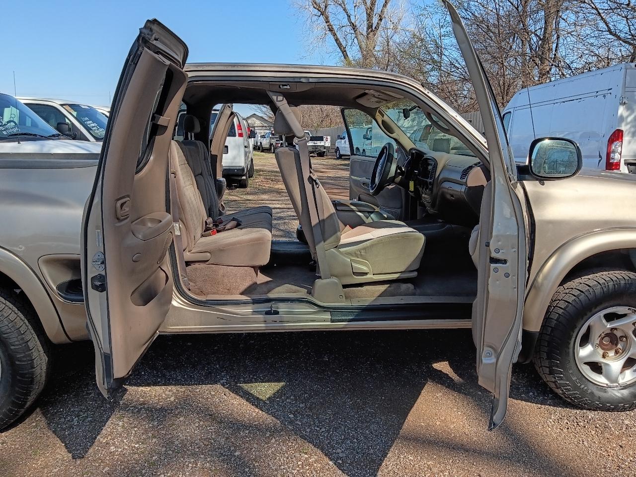 Toyota Tundra SR5 Access Cab 2WD 2004