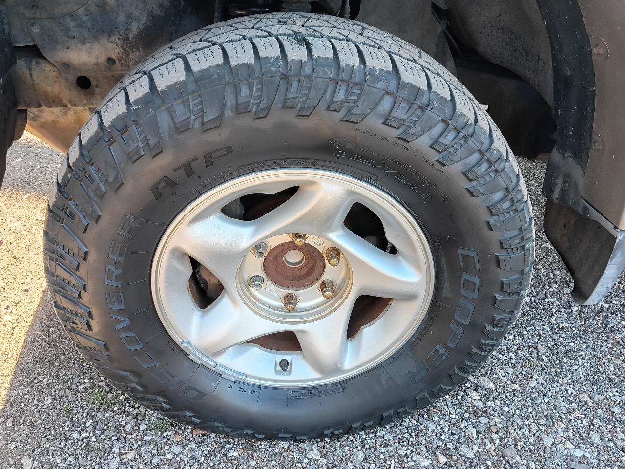 Toyota Tundra SR5 Access Cab 2WD 2004