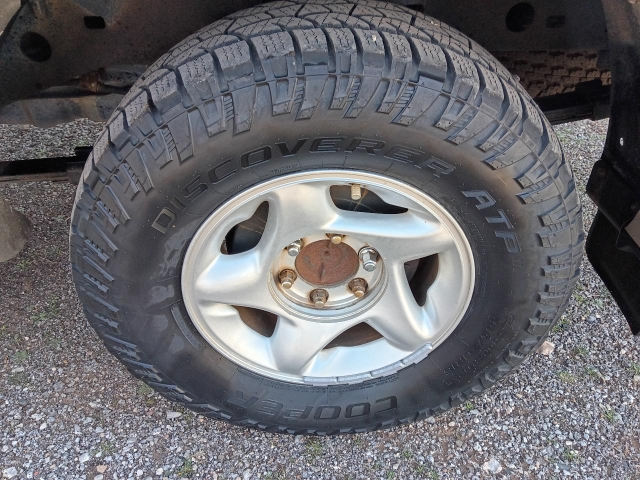 Toyota Tundra SR5 Access Cab 2WD 2004