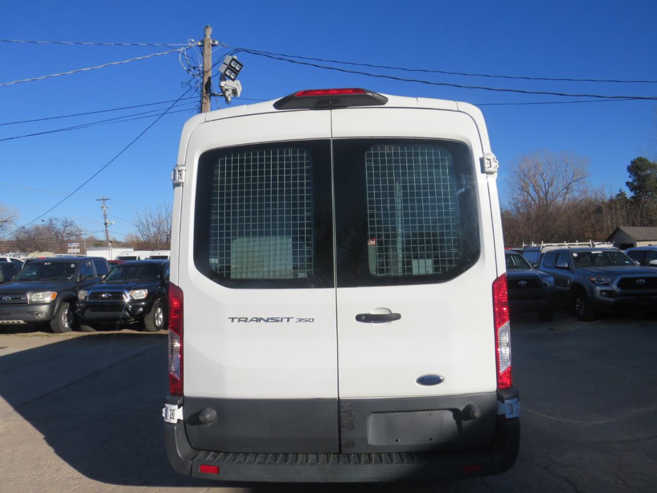 Ford Transit 350 Van Med. Roof w/Sliding Pass. 148-in. WB 2018