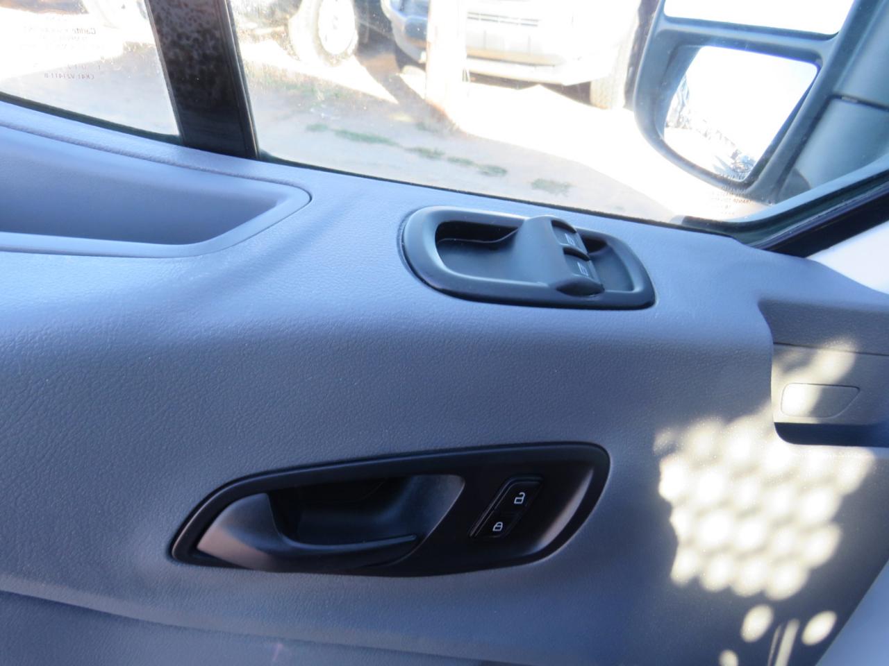 Ford Transit 350 Van Med. Roof w/Sliding Pass. 148-in. WB 2018