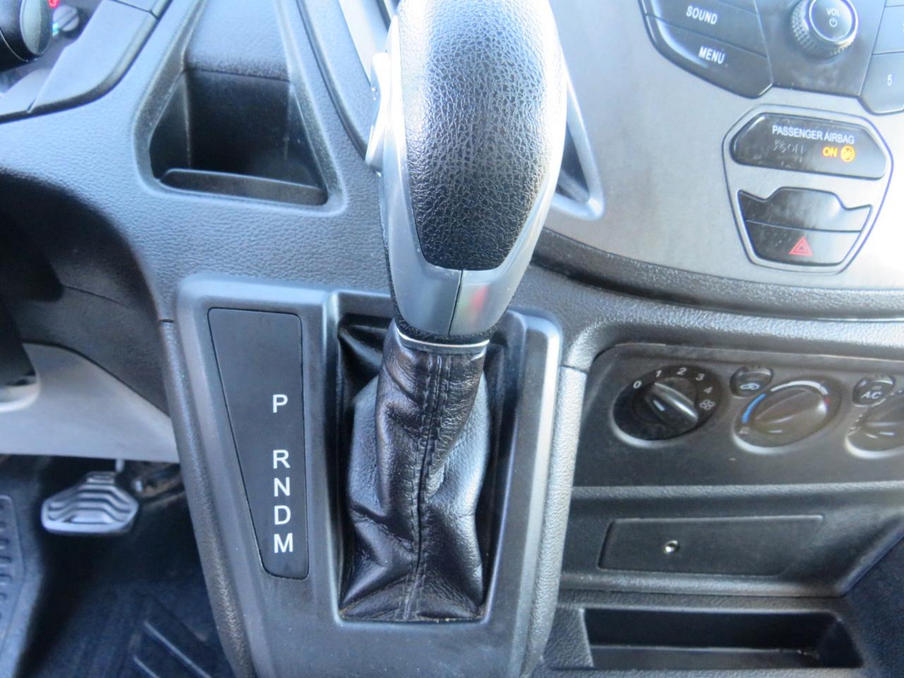 Ford Transit 350 Van Med. Roof w/Sliding Pass. 148-in. WB 2018