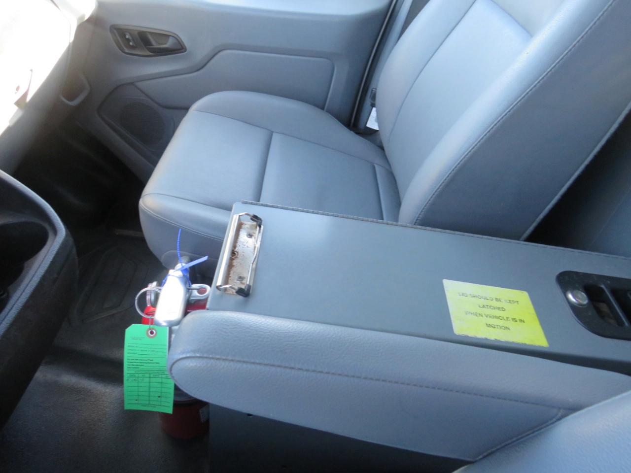 Ford Transit 350 Van Med. Roof w/Sliding Pass. 148-in. WB 2018