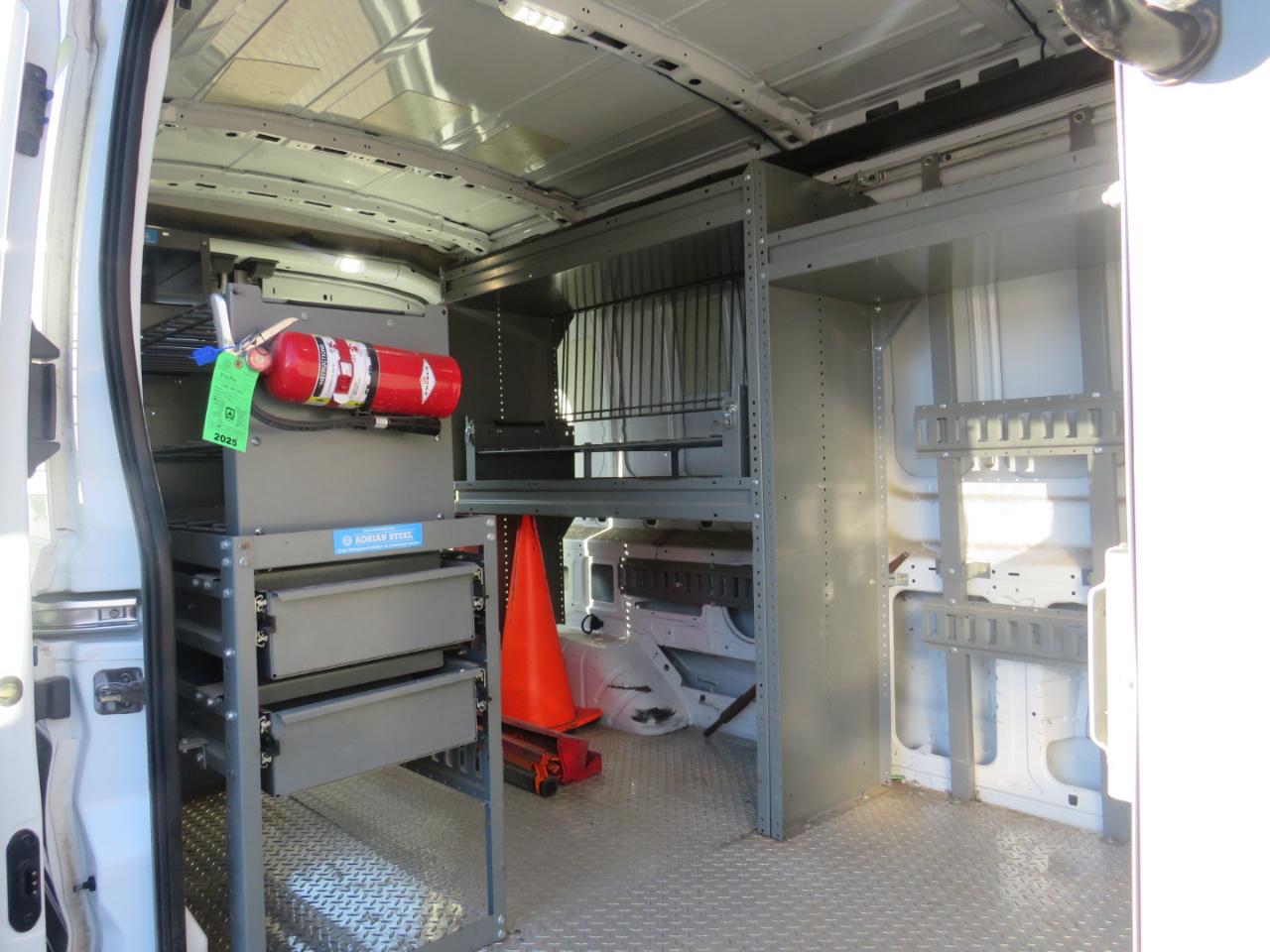 Ford Transit 350 Van Med. Roof w/Sliding Pass. 148-in. WB 2018