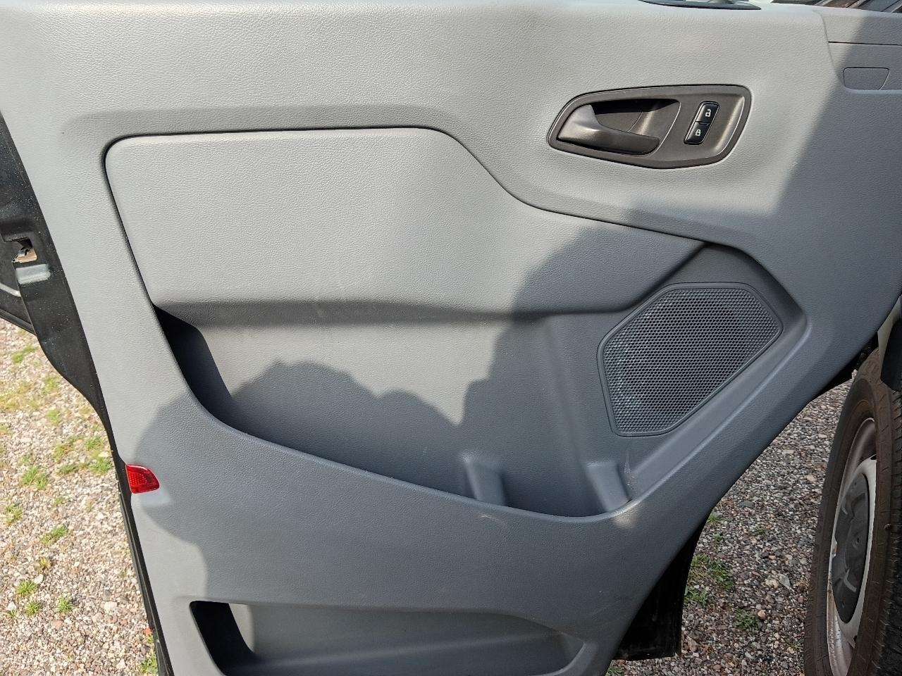 Ford Transit 150 Van Low Roof w/Sliding Pass. 130-in. WB 2015