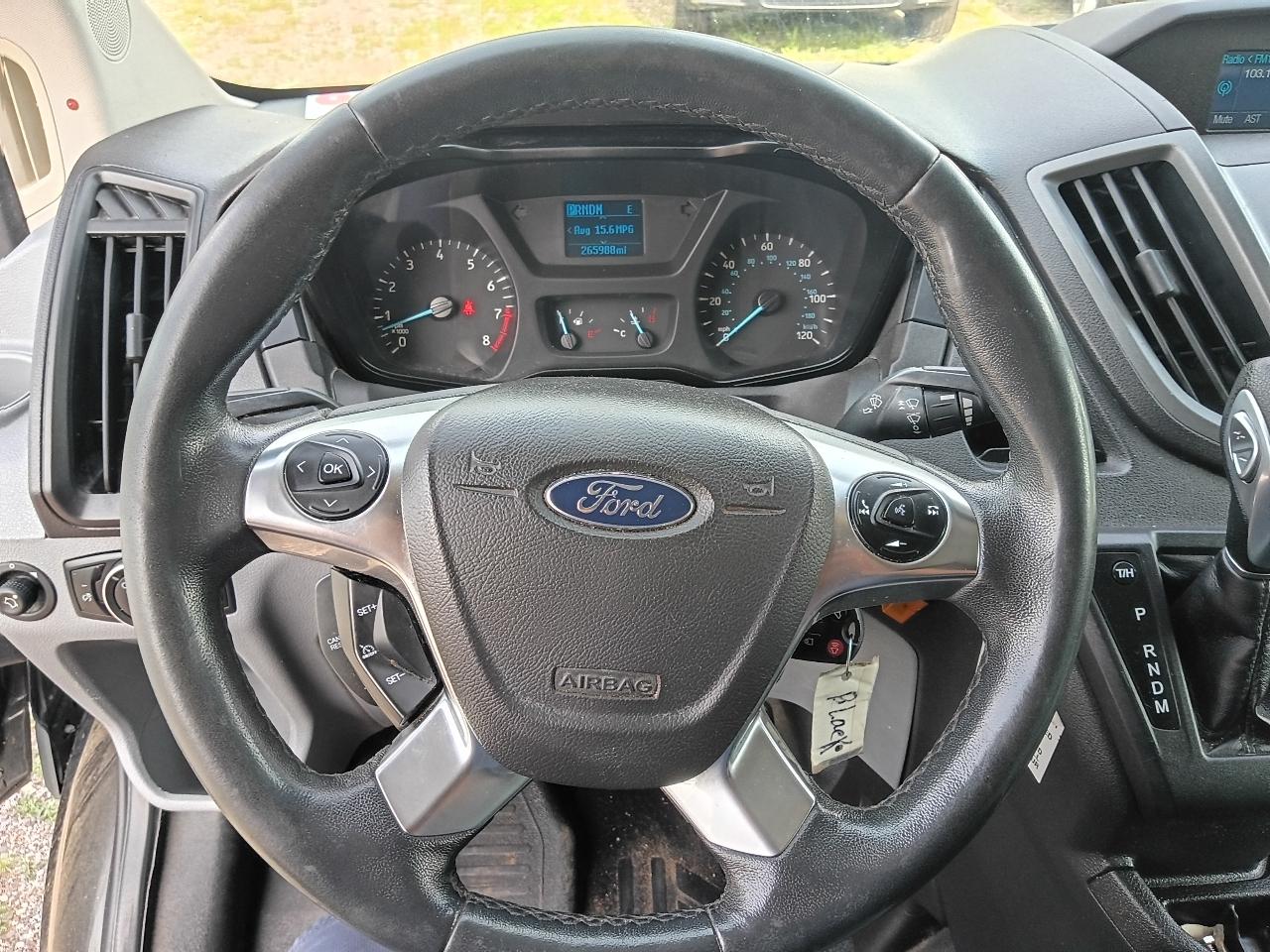 Ford Transit 150 Van Low Roof w/Sliding Pass. 130-in. WB 2015