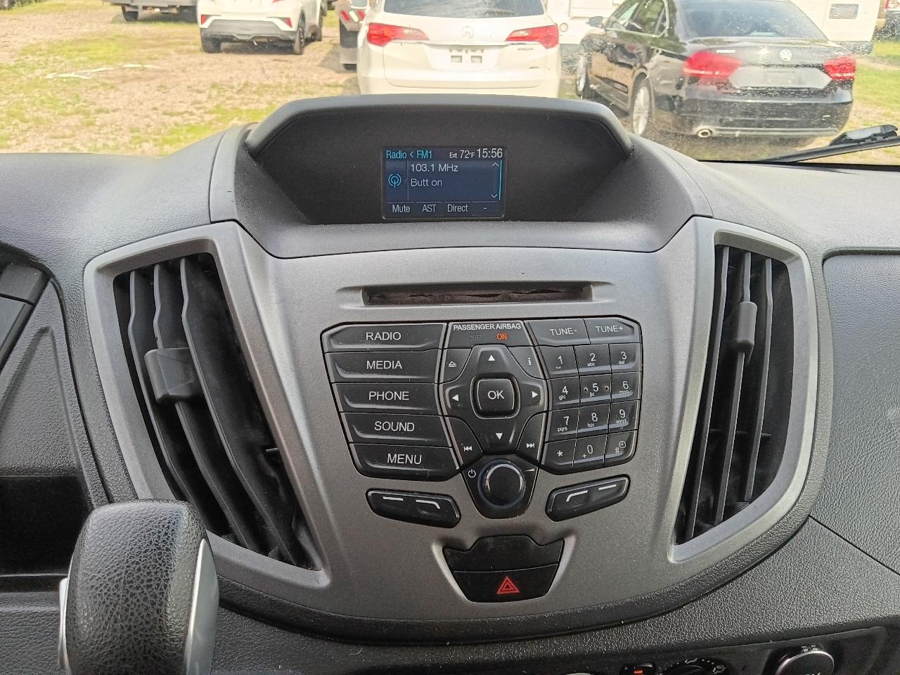 Ford Transit 150 Van Low Roof w/Sliding Pass. 130-in. WB 2015