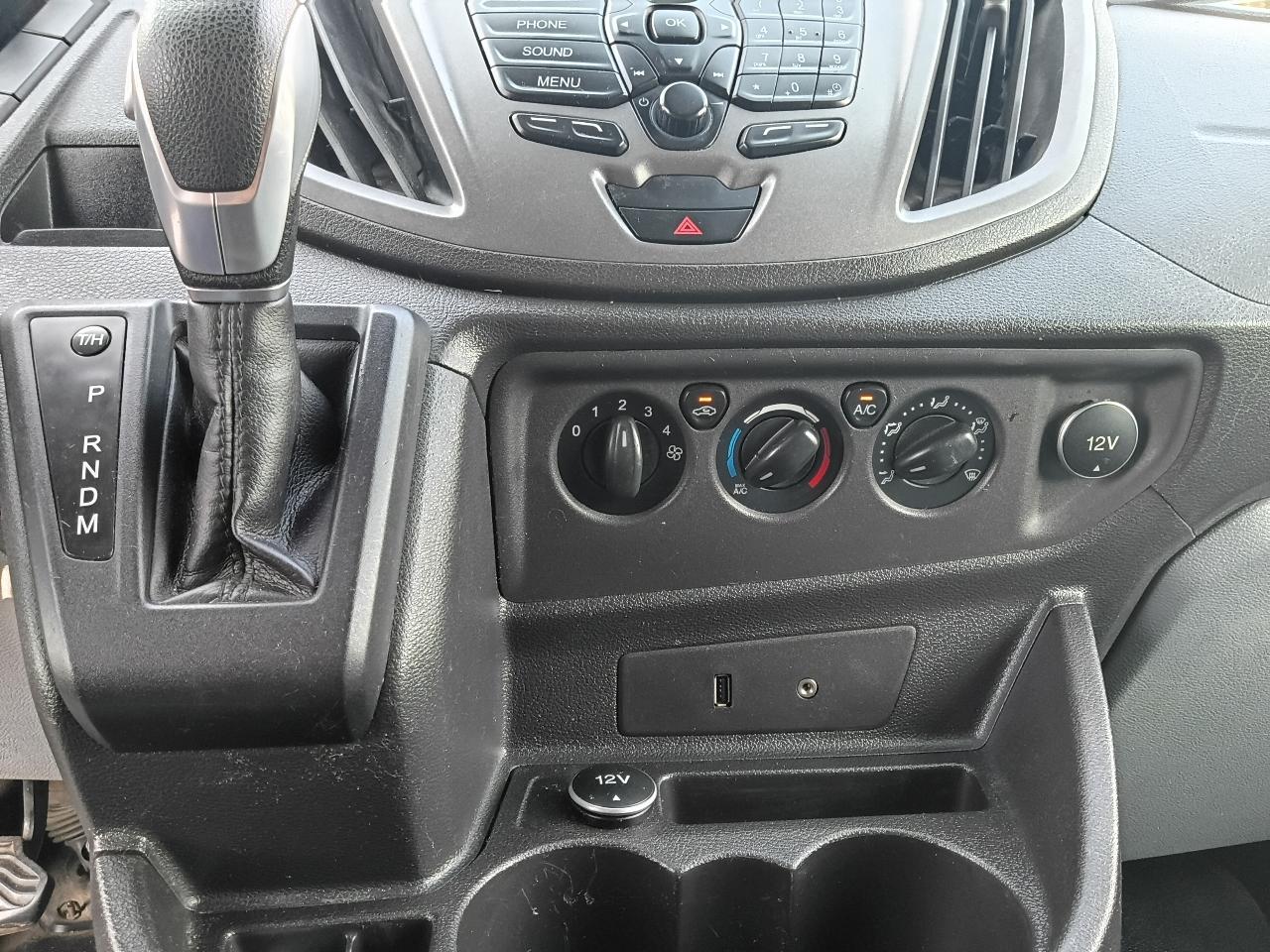 Ford Transit 150 Van Low Roof w/Sliding Pass. 130-in. WB 2015