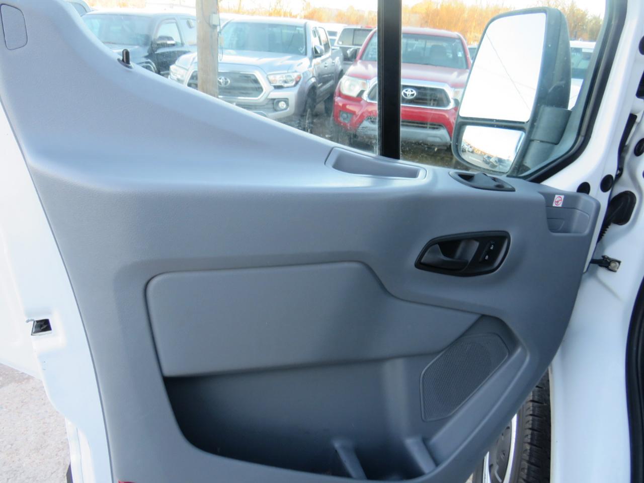 Ford Transit 350 Van Med. Roof w/Sliding Pass. 148-in. WB 2019