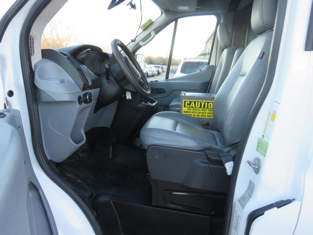 Ford Transit 350 Van Med. Roof w/Sliding Pass. 148-in. WB 2019