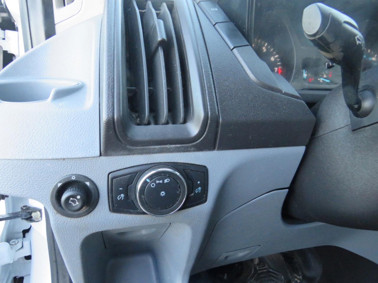 Ford Transit 350 Van Med. Roof w/Sliding Pass. 148-in. WB 2019