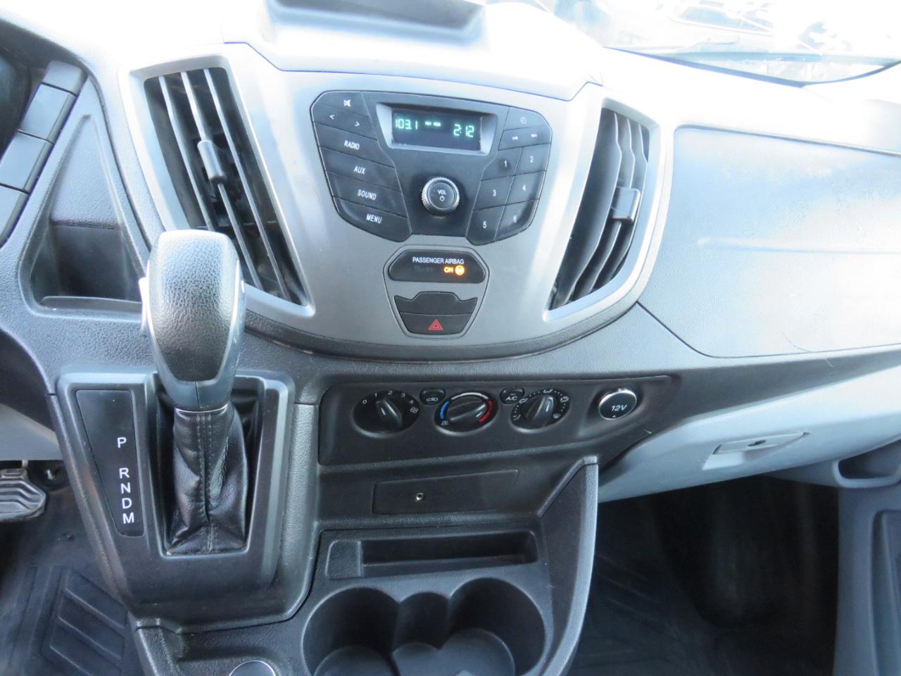 Ford Transit 350 Van Med. Roof w/Sliding Pass. 148-in. WB 2019