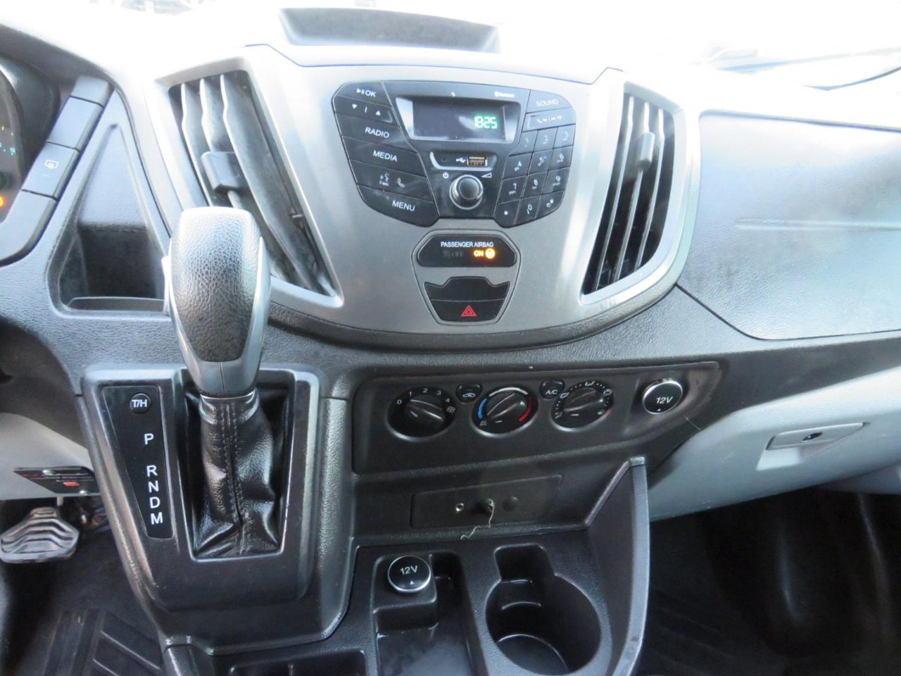 Ford Transit 150 Van Low Roof w/Sliding Pass. 130-in. WB 2019