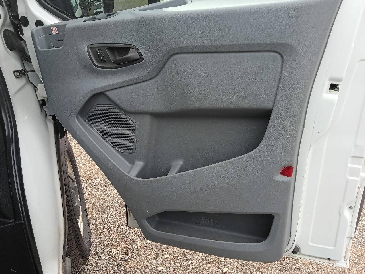 Ford Transit 150 Van Low Roof w/Sliding Pass. 130-in. WB 2019