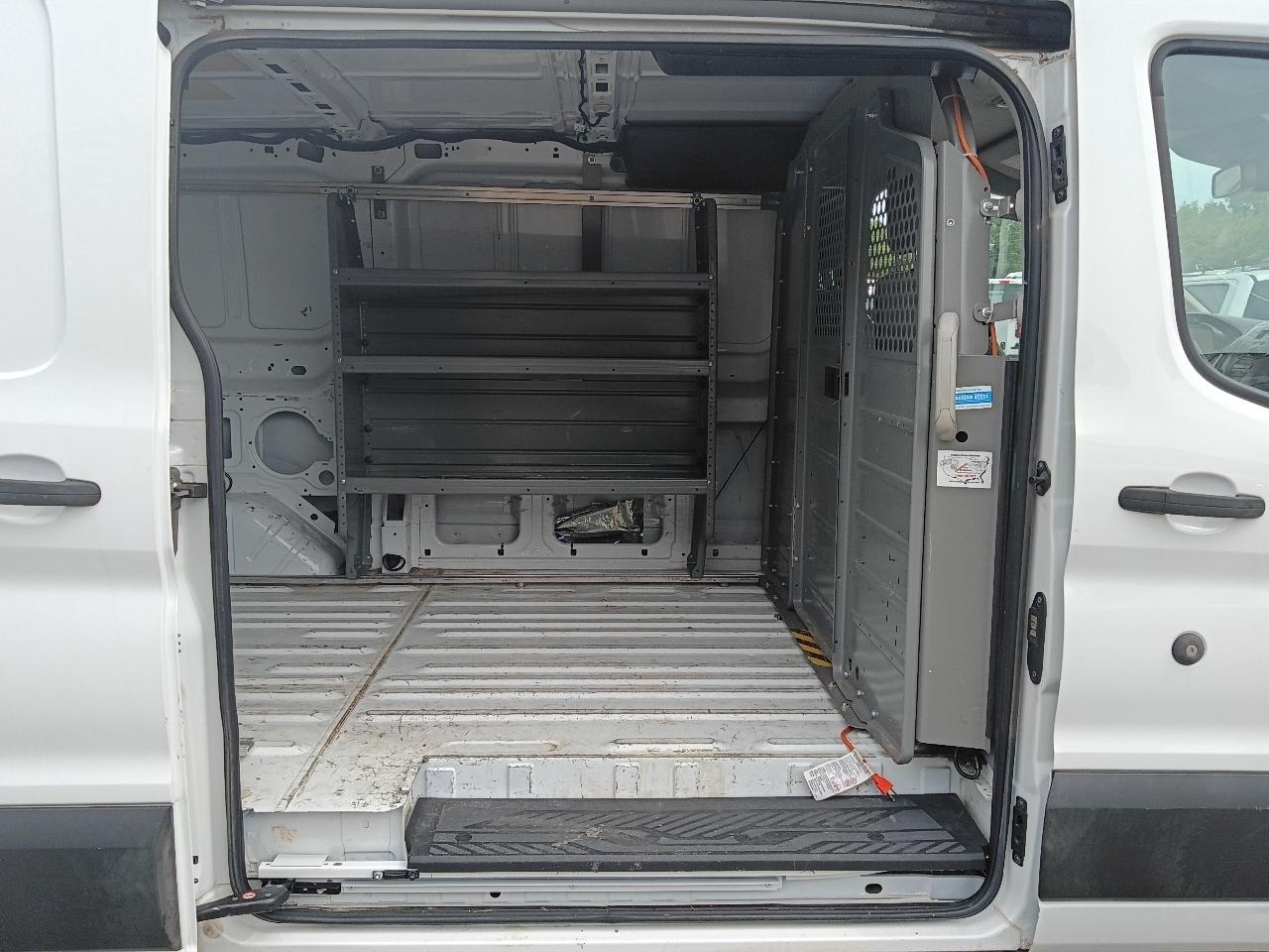 Ford Transit 150 Van Low Roof w/Sliding Pass. 130-in. WB 2019
