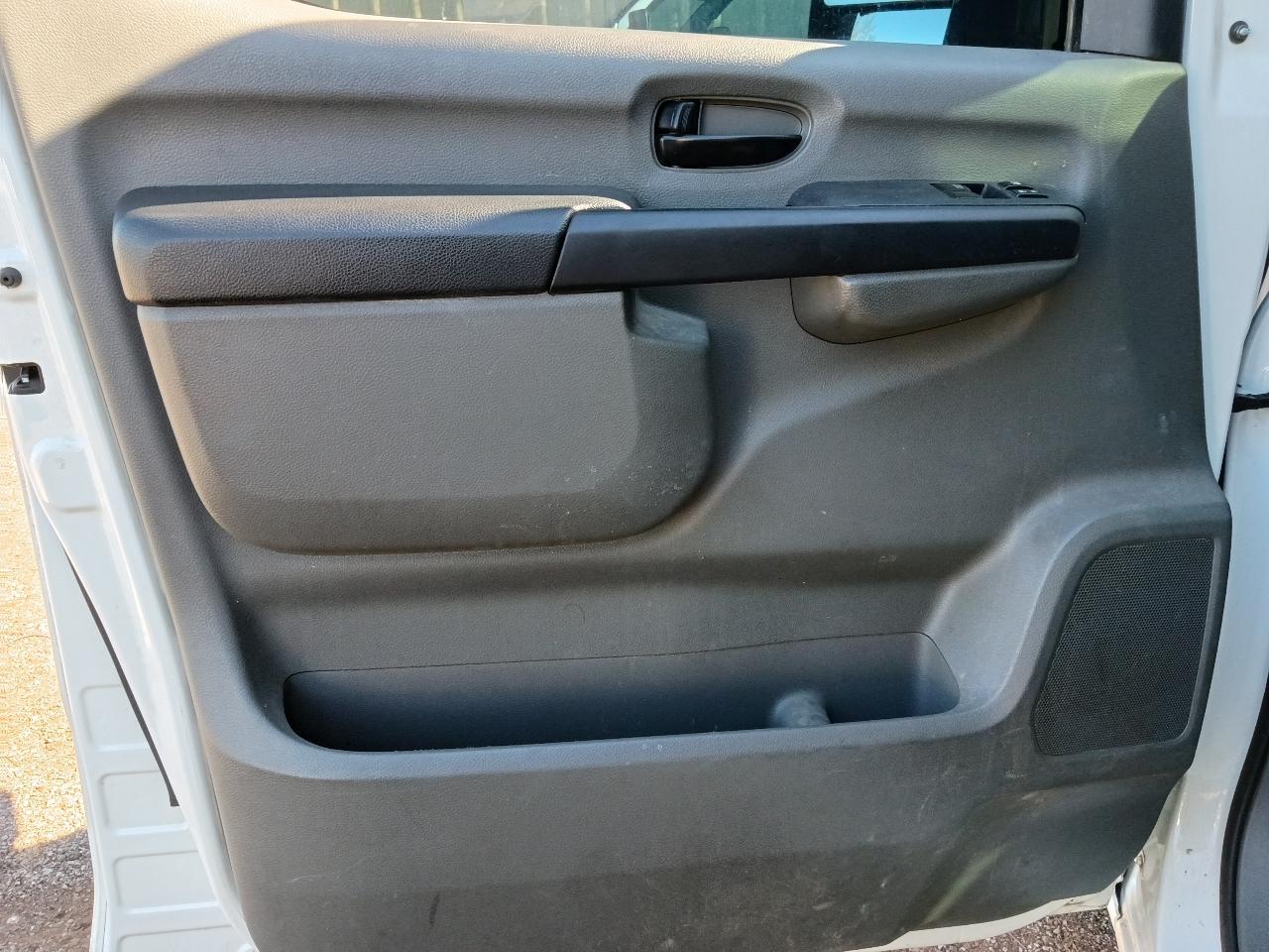 Nissan NV Cargo 1500 SV 2020