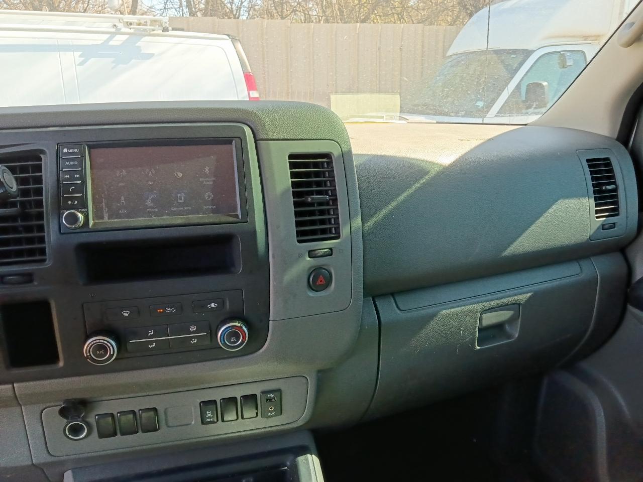 Nissan NV Cargo 1500 SV 2020