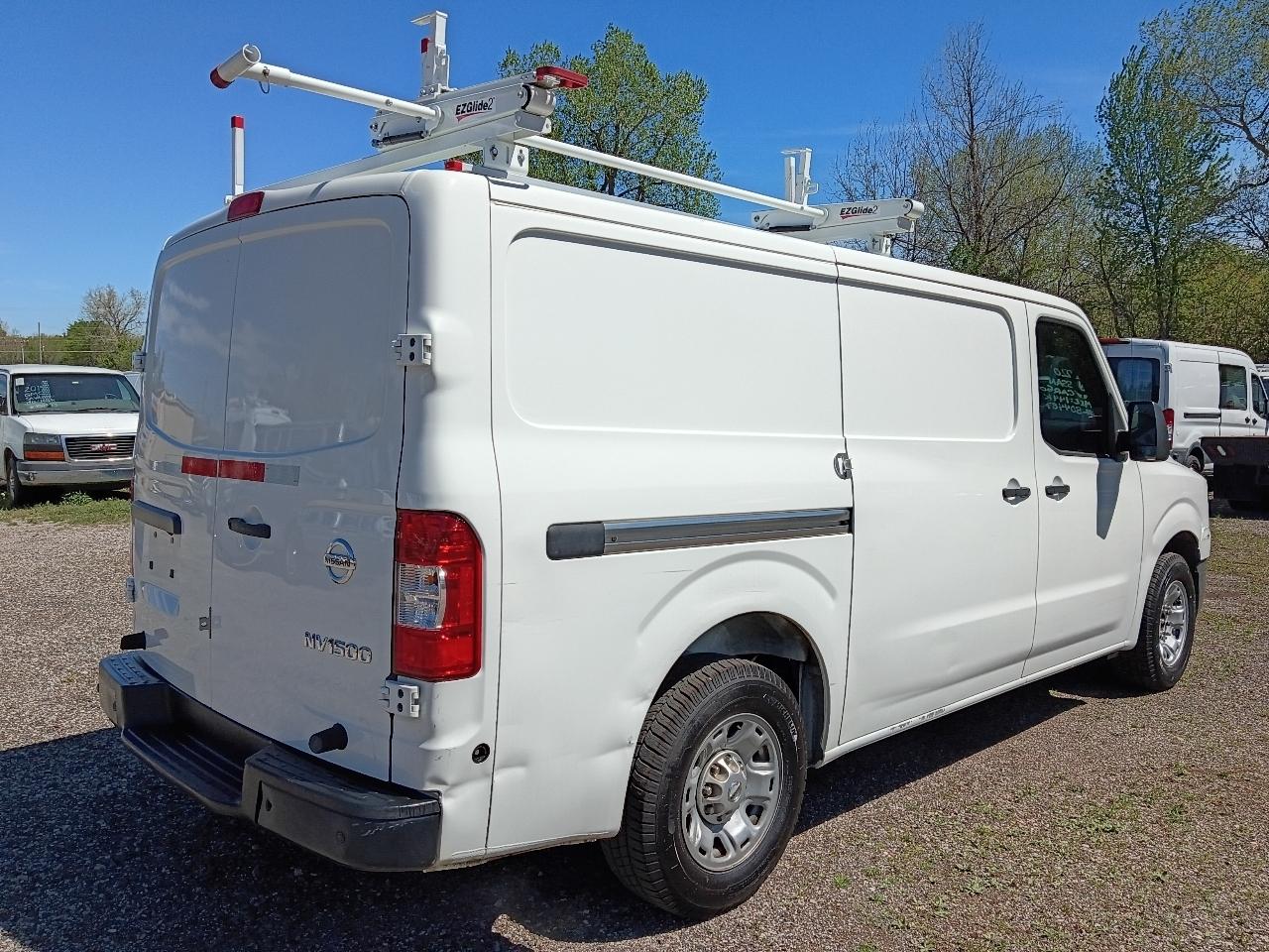 Nissan NV Cargo 1500 SV 2020