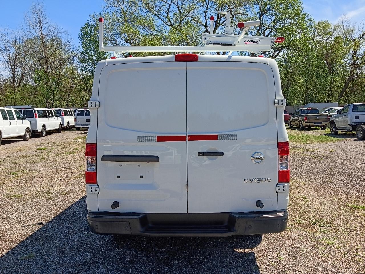 Nissan NV Cargo 1500 SV 2020