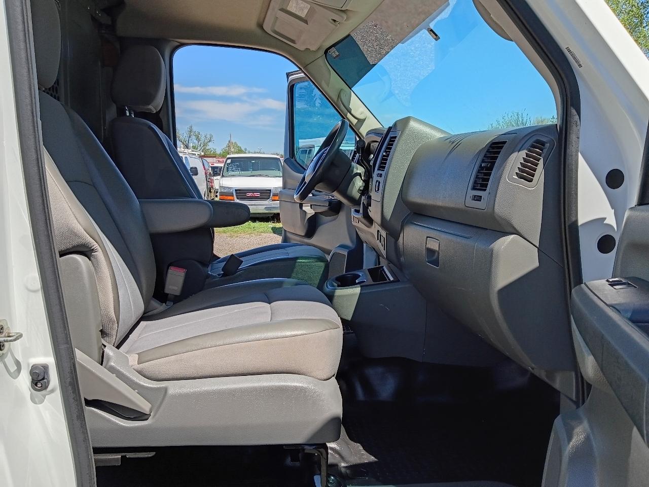 Nissan NV Cargo 1500 SV 2020