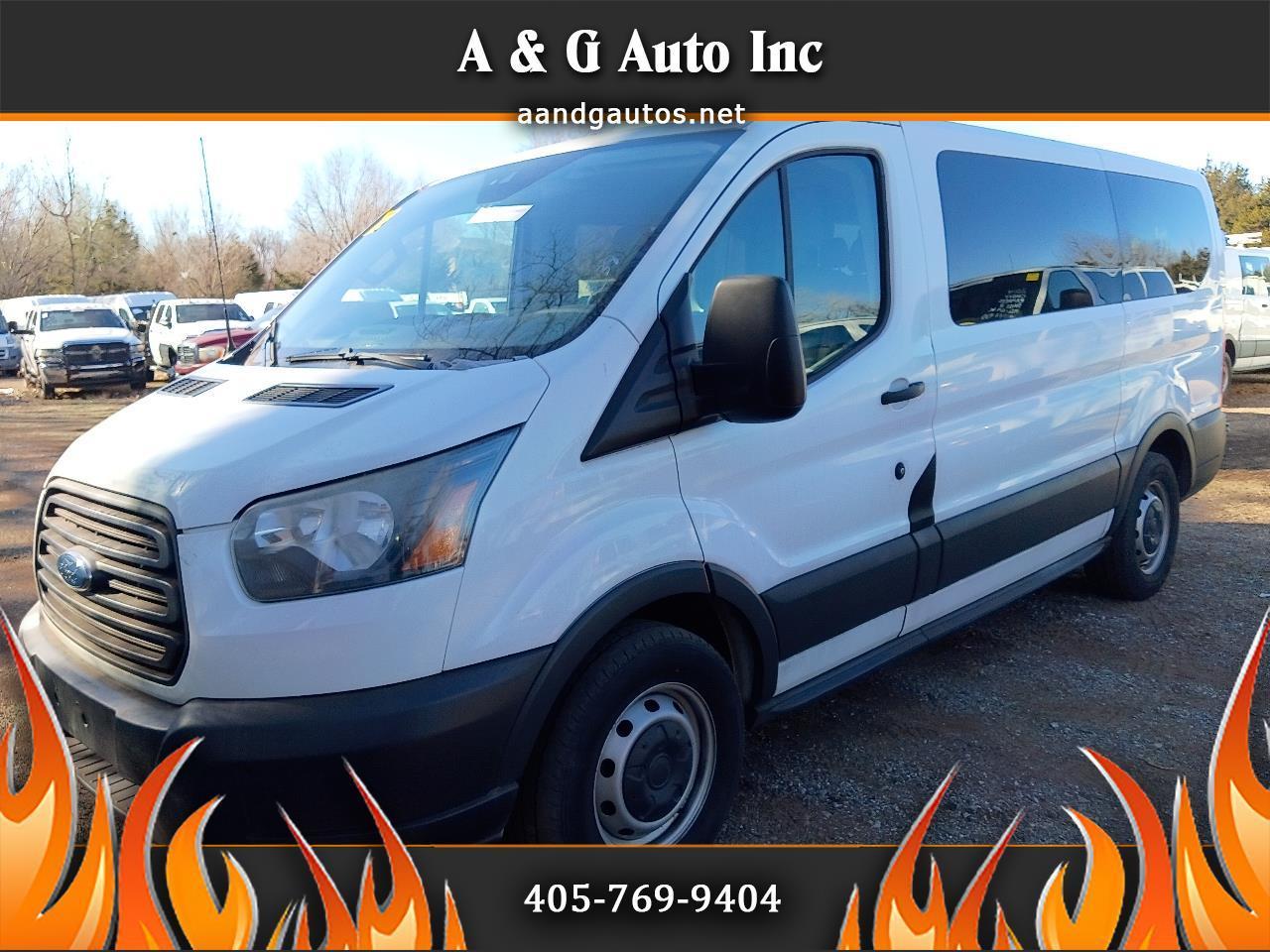 Ford Transit 150 Wagon Low Roof XL w/Sliding Pass. 130-in. WB 2015