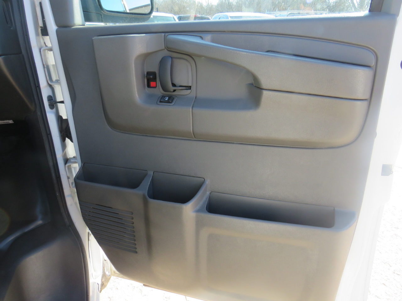 Chevrolet Express 1500 LS 2014