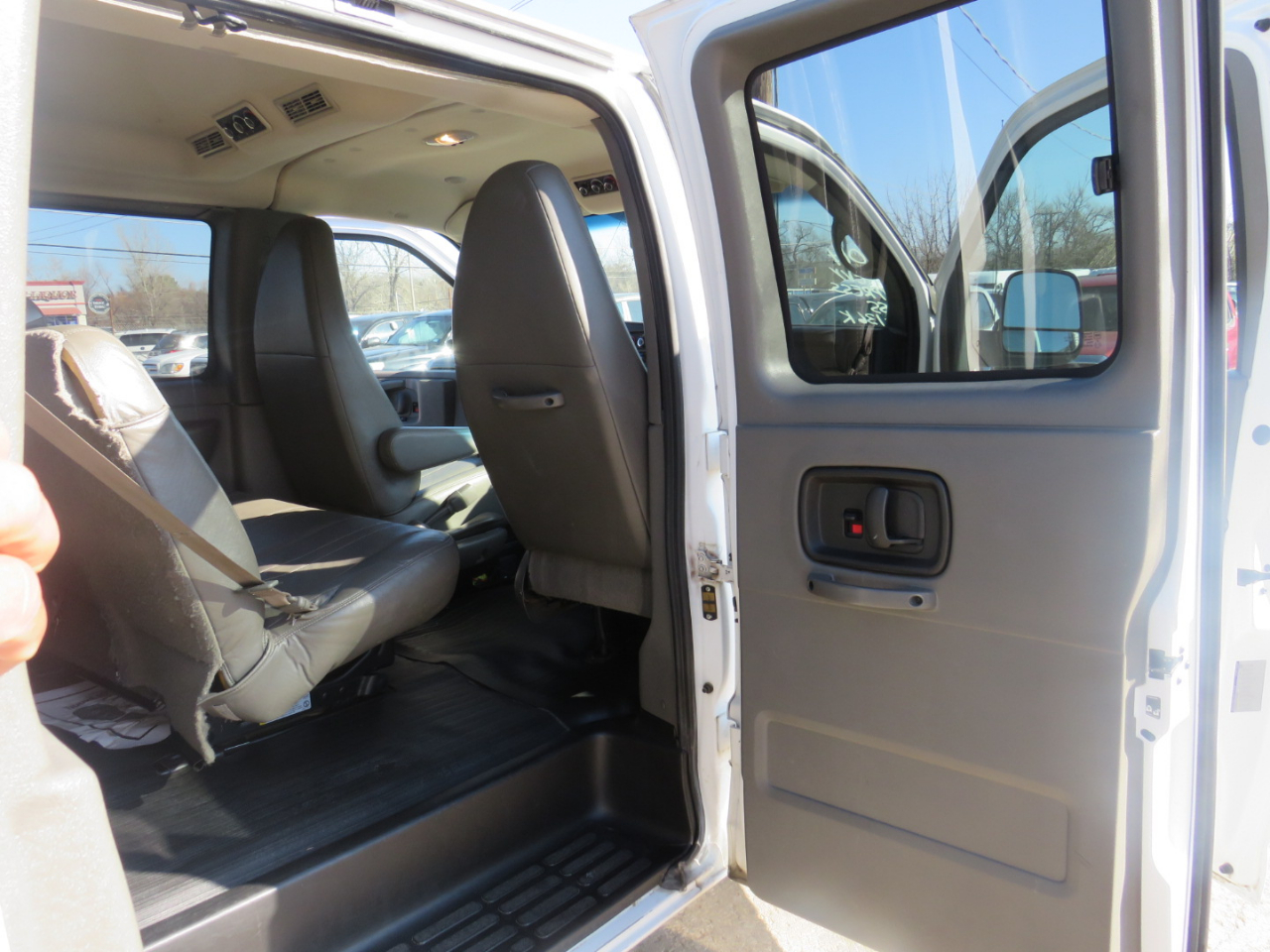 Chevrolet Express 1500 LS 2014