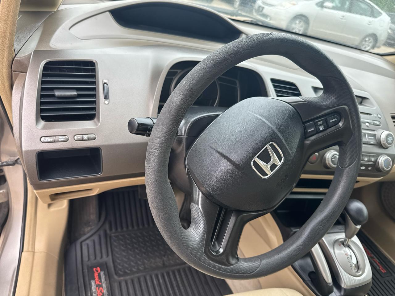 Honda Civic LX Sedan AT 2006