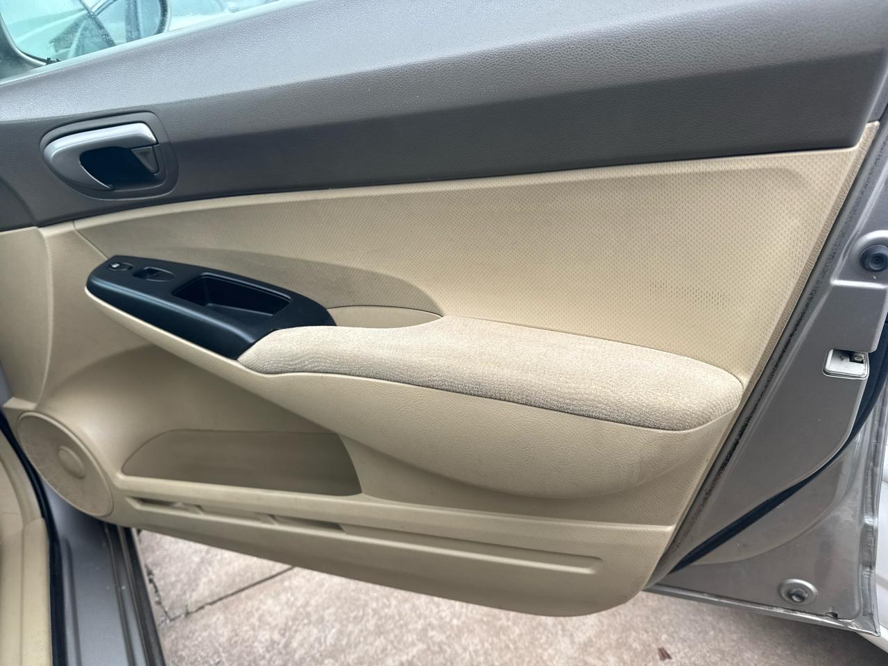 Honda Civic LX Sedan AT 2006