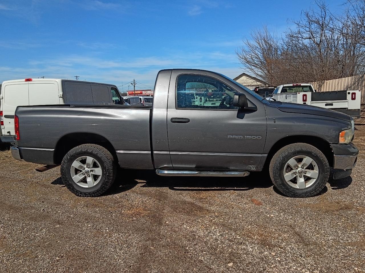 Dodge Ram 1500 Laramie Long Bed 2WD 2004