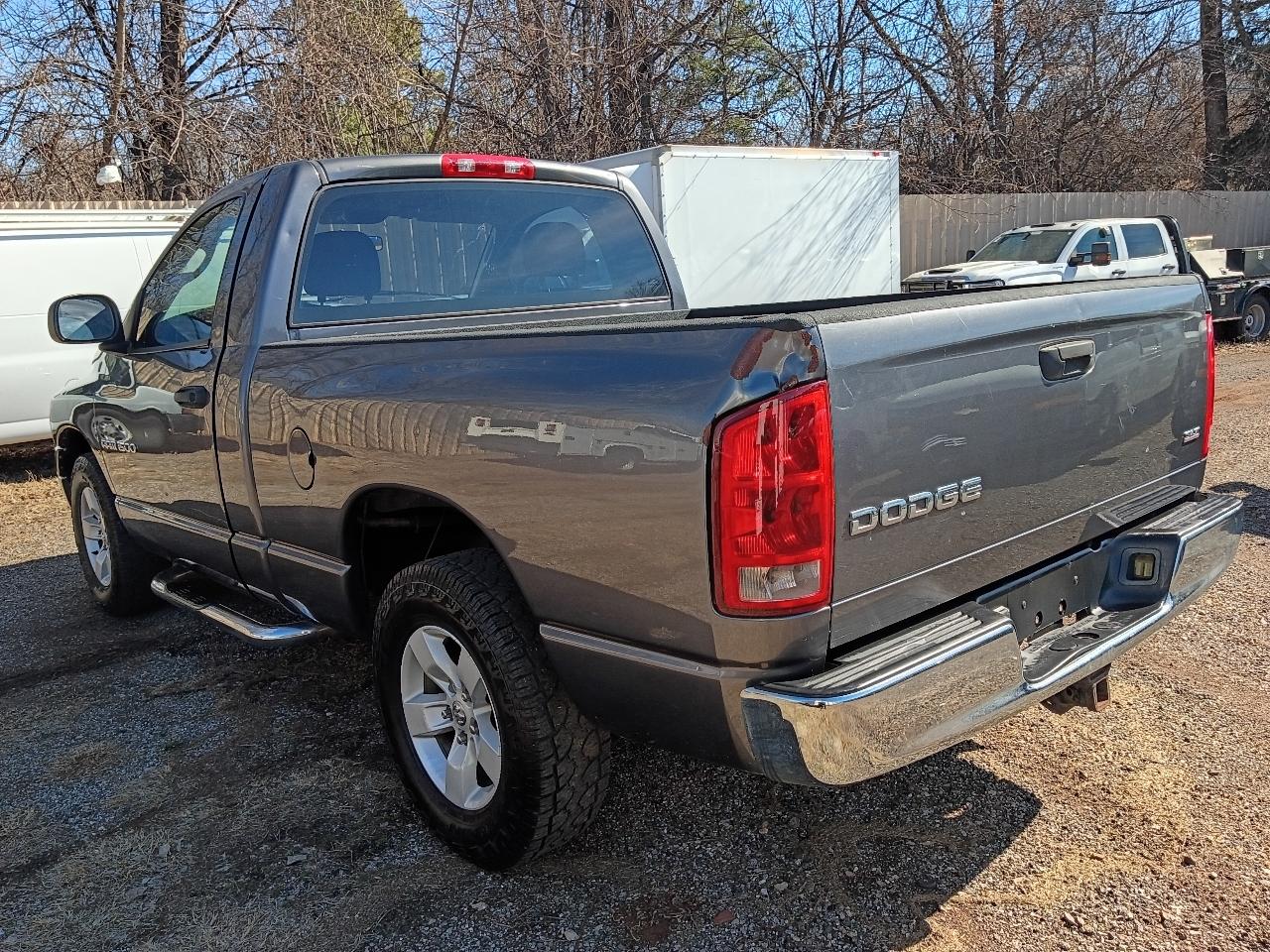 Dodge Ram 1500 Laramie Long Bed 2WD 2004