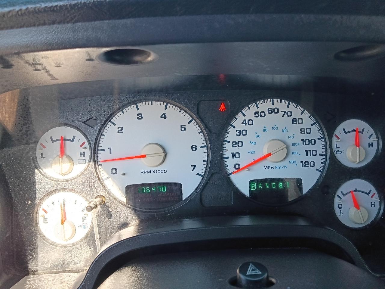 Dodge Ram 1500 Laramie Long Bed 2WD 2004