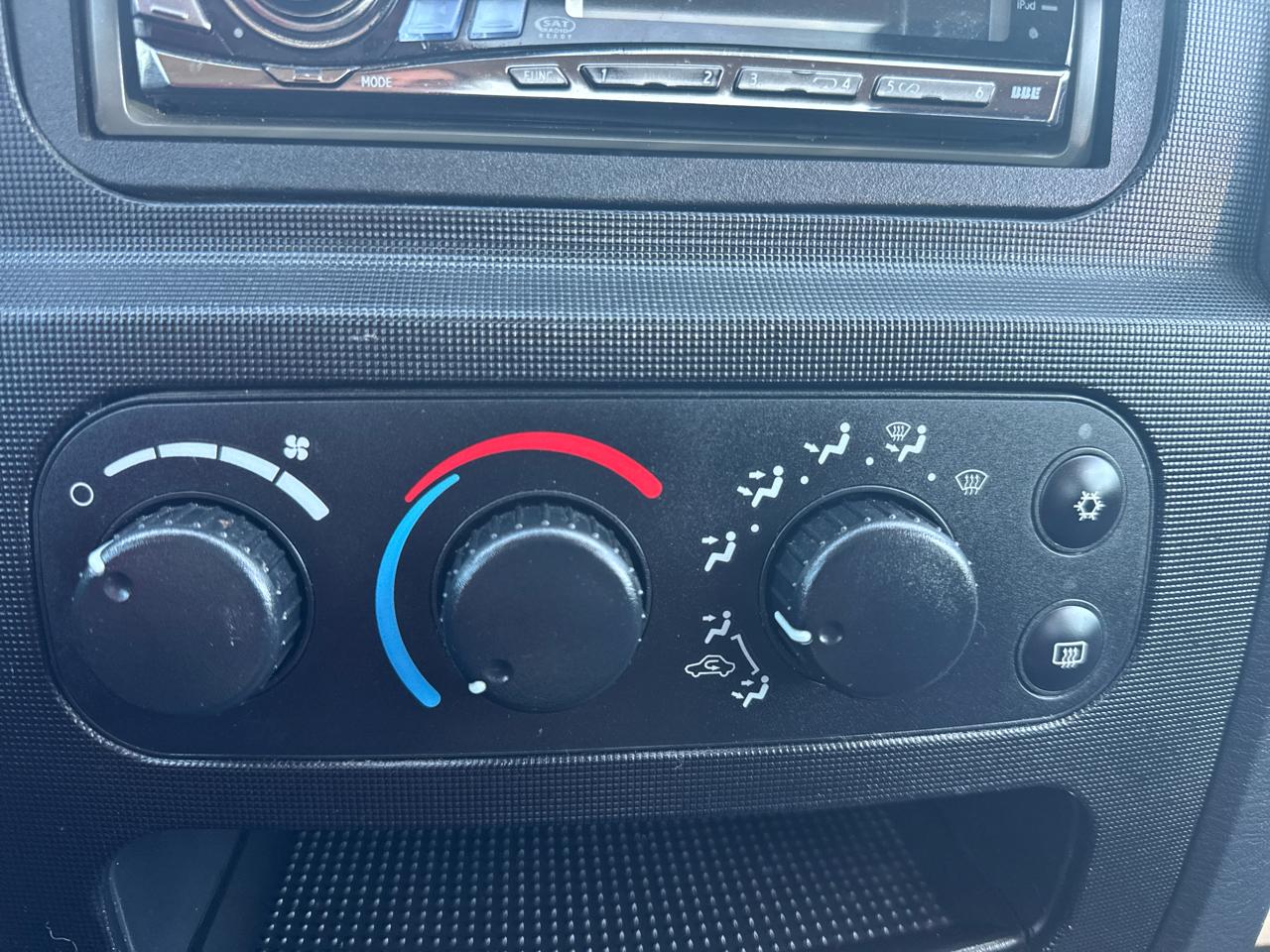 Dodge Ram 1500 Laramie Long Bed 2WD 2004