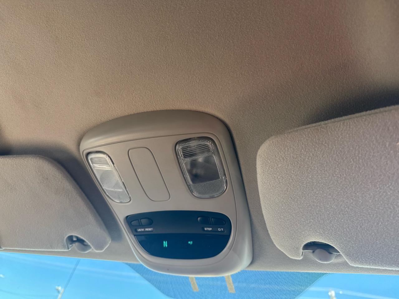 Dodge Ram 1500 Laramie Long Bed 2WD 2004