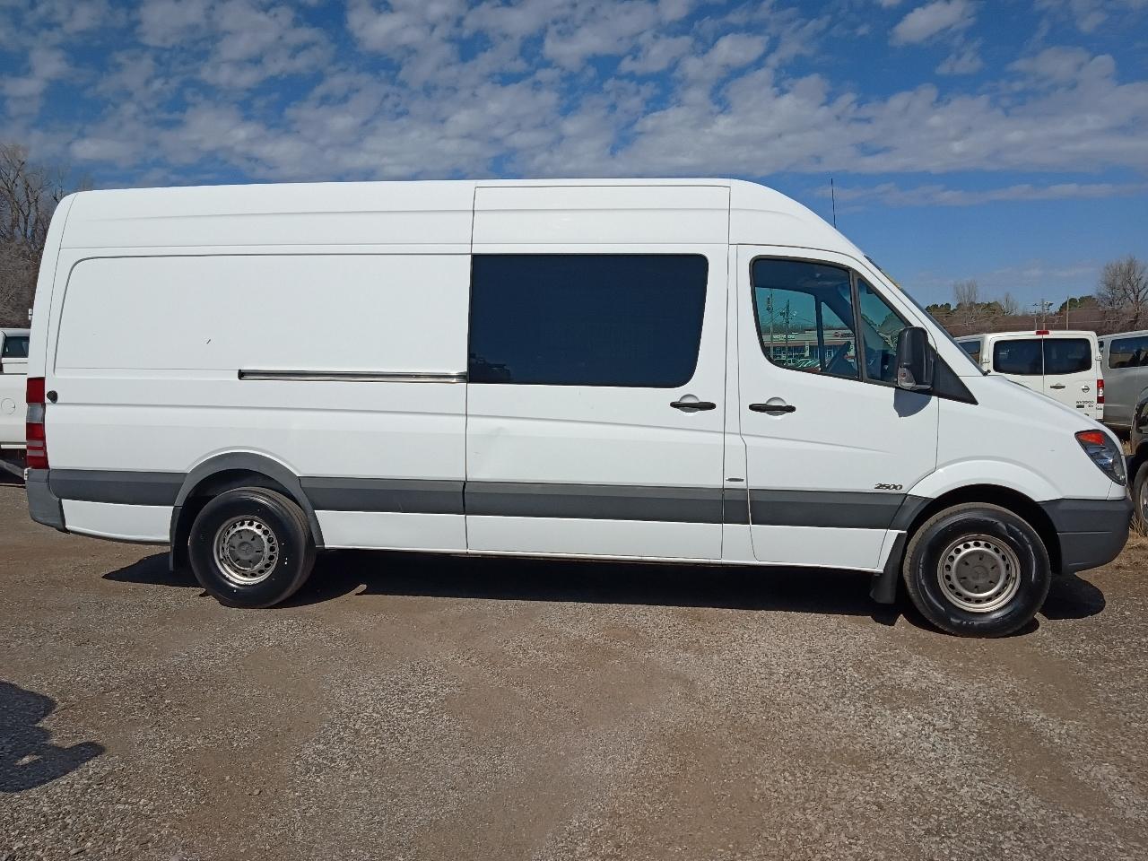 Mercedes-Benz Sprinter  2013