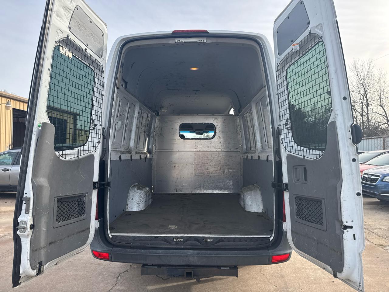 Mercedes-Benz Sprinter  2013