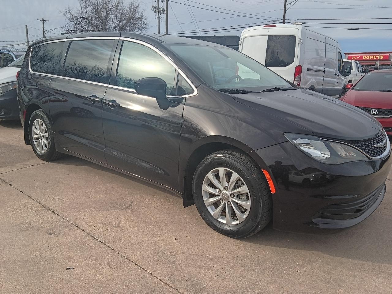 Chrysler Pacifica  2017