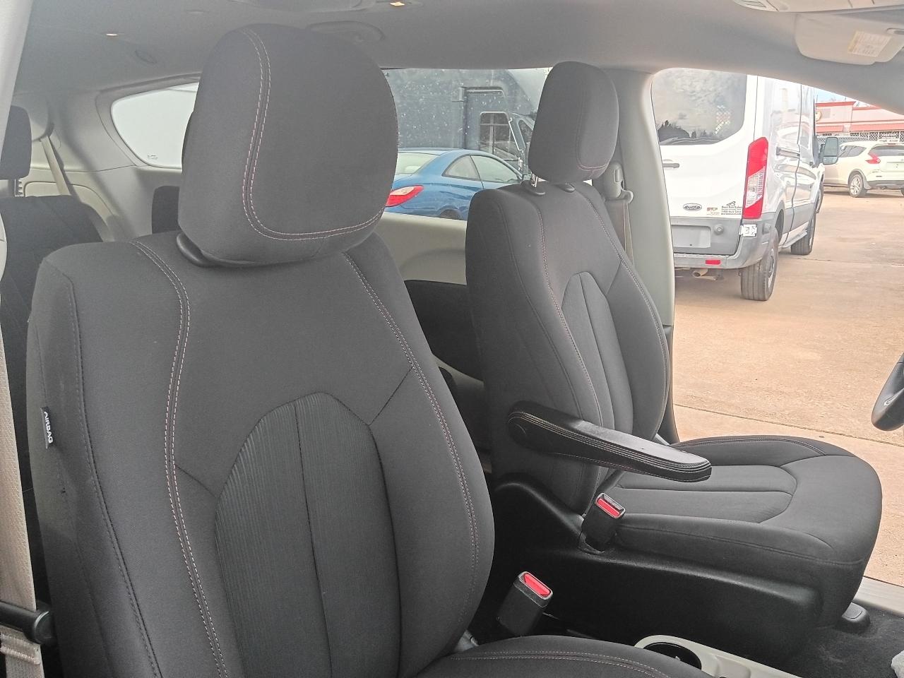 Chrysler Pacifica  2017