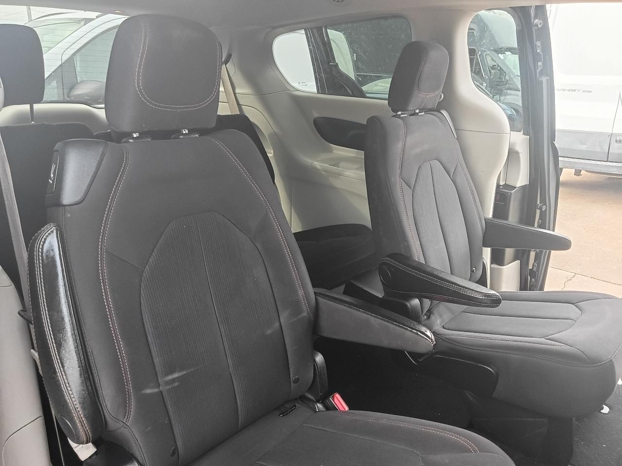 Chrysler Pacifica  2017