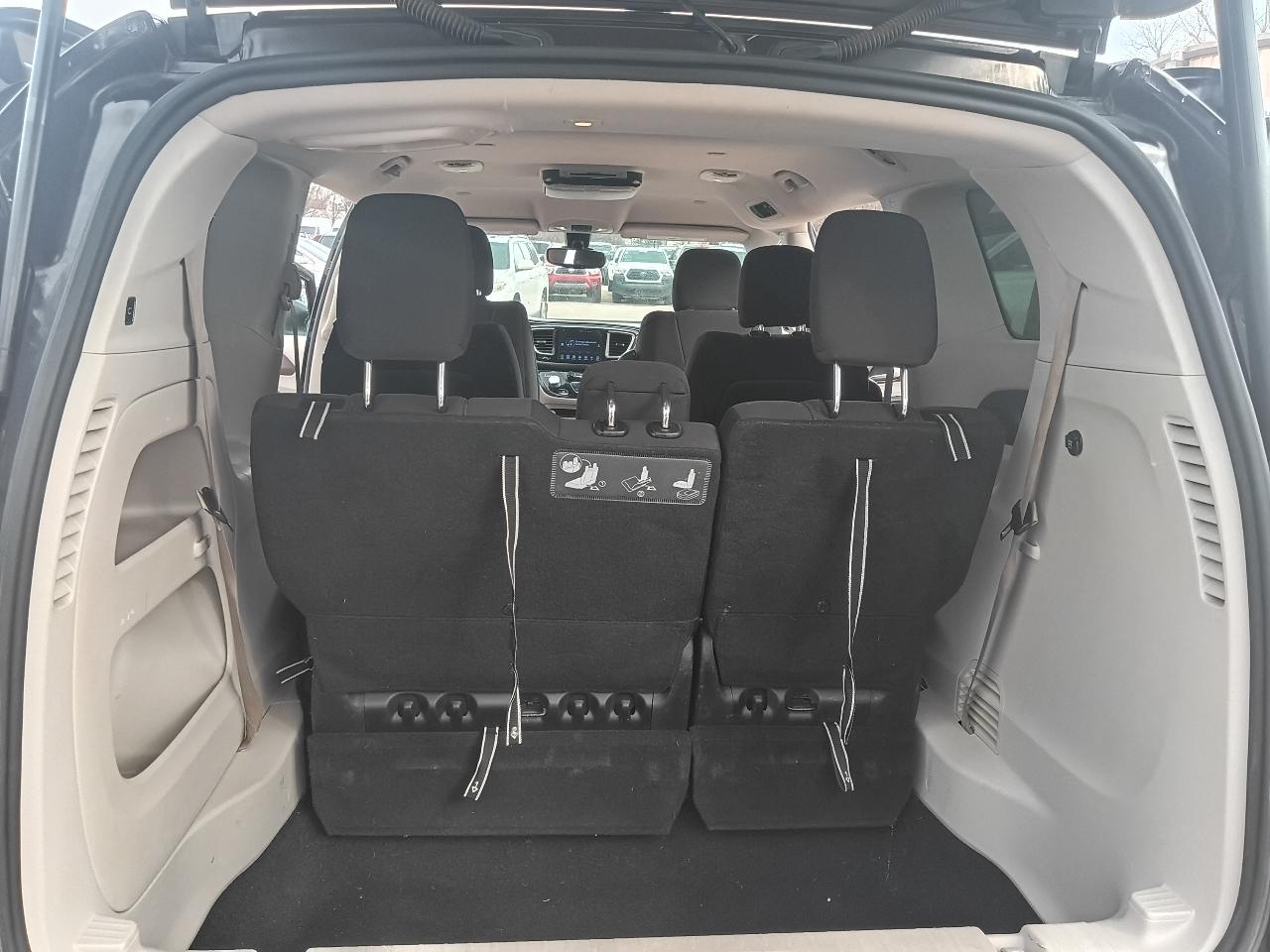 Chrysler Pacifica  2017