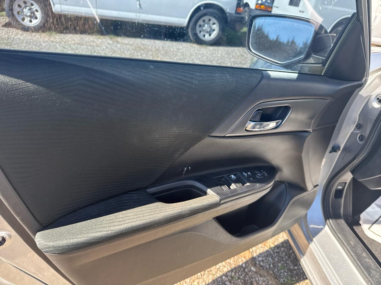 Honda Accord LX Sedan CVT 2015