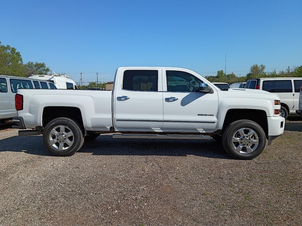 Chevrolet Silverado 2500HD LTZ Crew Cab Long Box 4WD 2017