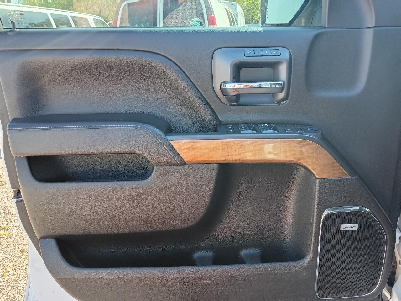 Chevrolet Silverado 2500HD LTZ Crew Cab Long Box 4WD 2017