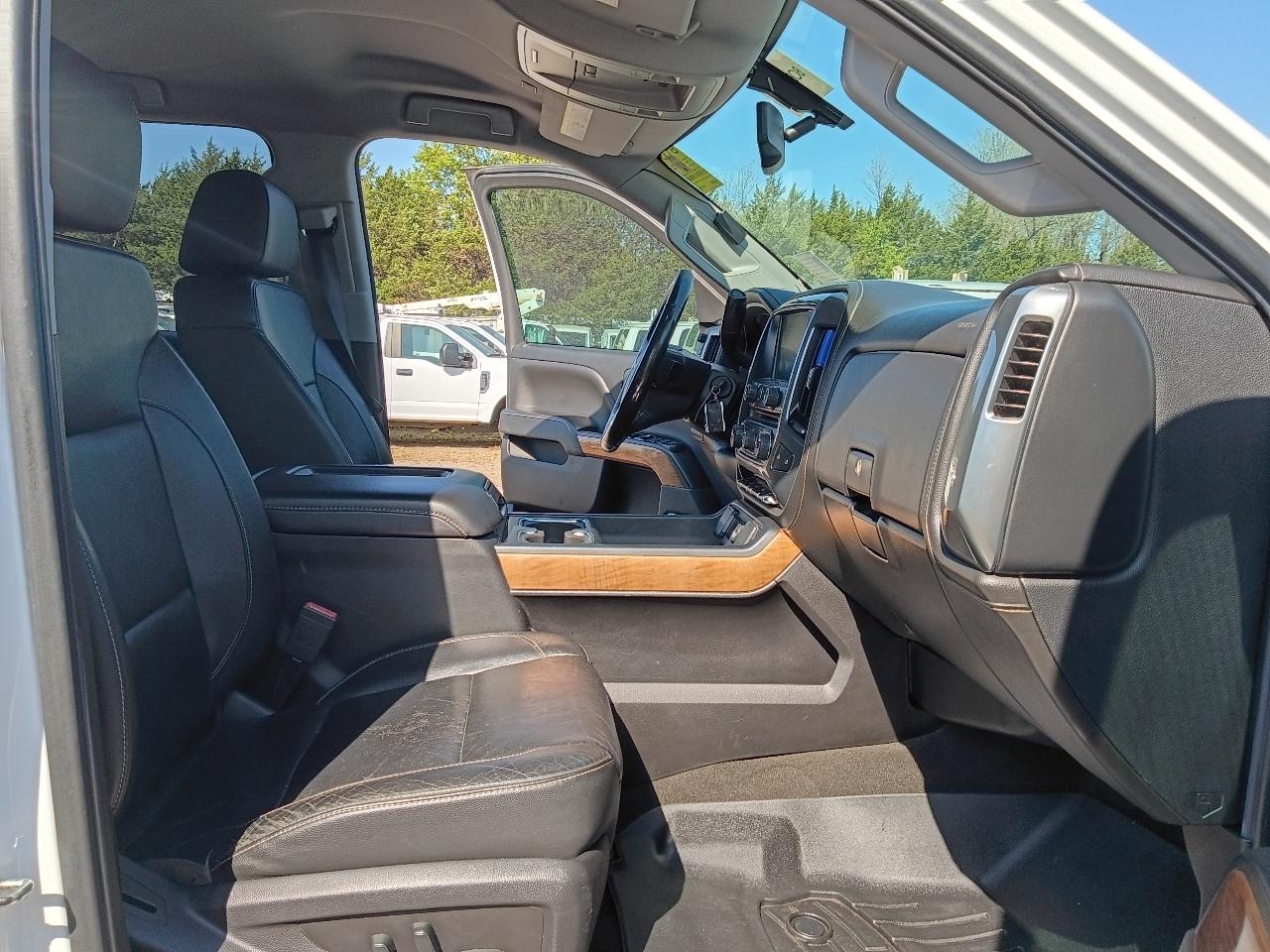 Chevrolet Silverado 2500HD LTZ Crew Cab Long Box 4WD 2017