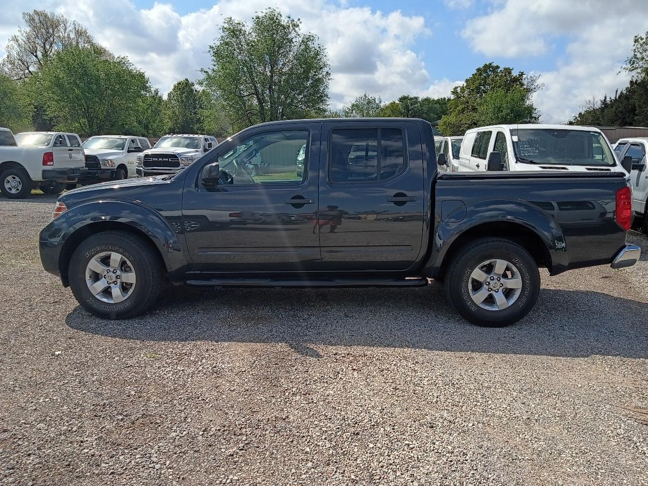 Nissan Frontier S Crew Cab 2WD 2012