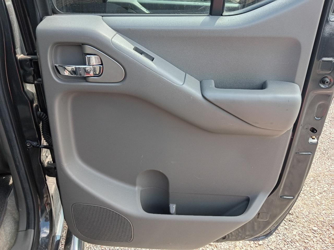 Nissan Frontier S Crew Cab 2WD 2012