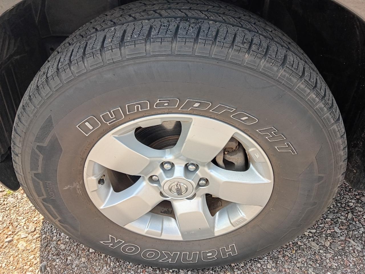 Nissan Frontier S Crew Cab 2WD 2012